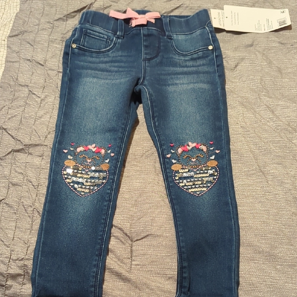 NWT Girls Jeans with Teddy Bear And Heart Design